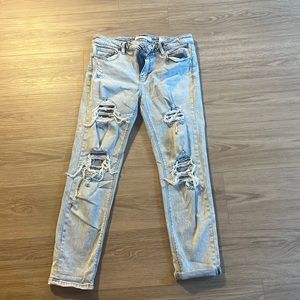 Distressed Eunina Jeans